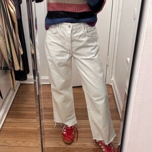 Zara white wide leg ankle length jeans with raw hem size 6